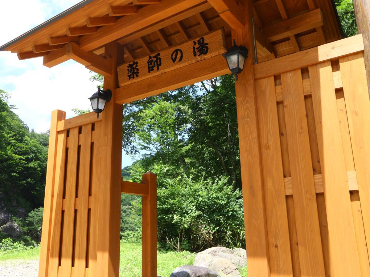 Hôtel Kiriake Riverside House à Nagano Extérieur photo