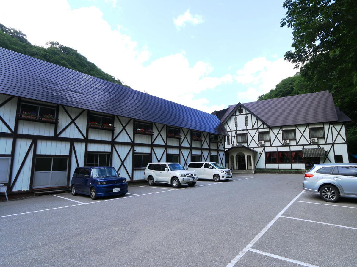 Hôtel Kiriake Riverside House à Nagano Extérieur photo